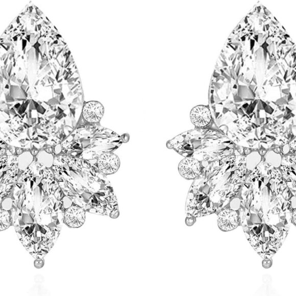 Vintage Rhinestone Drop Earrings - Picture 1 of 7